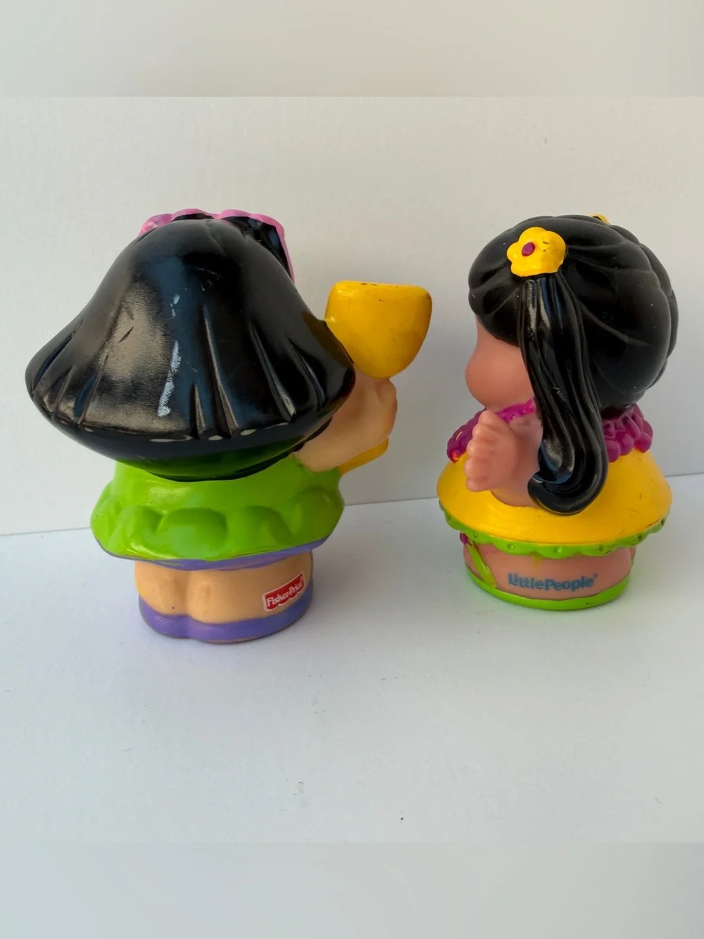 4/$25 - Fisher Price Little People Beach Figures Sonya Lee & Girl Lei Hawaiian